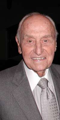 A. C. Lyles, American producer (Deadwood, dies at age 95